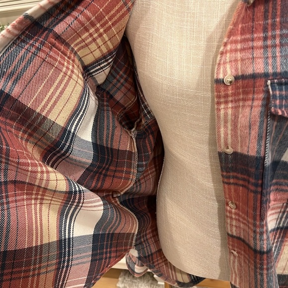 Vici | Plaid Shacket size Large - Picture 6 of 14